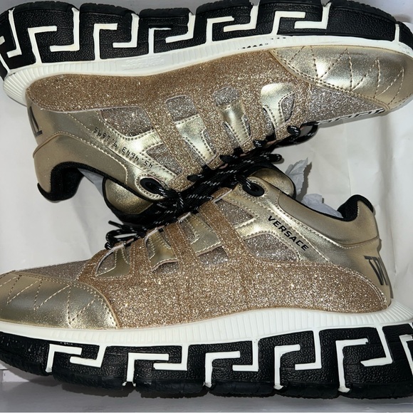 Preowned VERSACE "Trigreca" Logo Monogram Sneakers Gold/Brown. - Picture 6 of 17